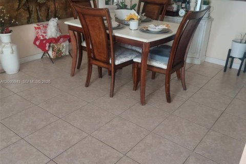 Copropriété à vendre à Miami Gardens, Floride: 2 chambres, 88.54 m2 № 2065290 - photo 7