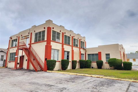 Immobilier commercial à Saint Petersburg, Floride 778.15 m2 № 1056109