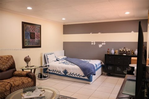 Купить таунхаус в Корал-Спрингс, Флорида 2 спальни, 119.29м2, № 1954665 - фото 7