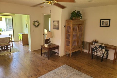 Condo in Clearwater, Florida, 2 bedrooms  № 1808633 - photo 7