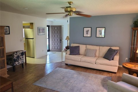 Condo in Clearwater, Florida, 2 bedrooms  № 1808633 - photo 4