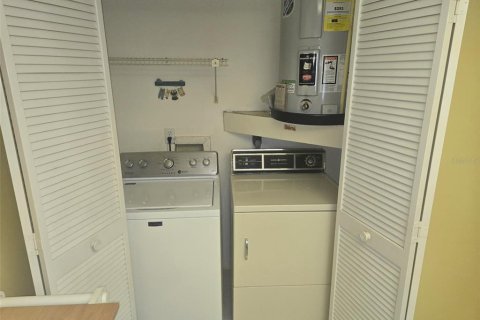 Condo in Clearwater, Florida, 2 bedrooms  № 1808633 - photo 19