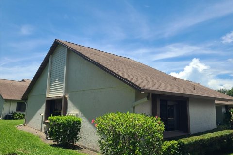 Condo in Clearwater, Florida, 2 bedrooms  № 1808633 - photo 2