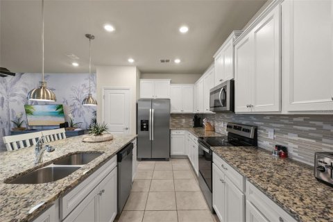 Touwnhouse à vendre à Davenport, Floride: 5 chambres, 213.02 m2 № 2409002 - photo 10