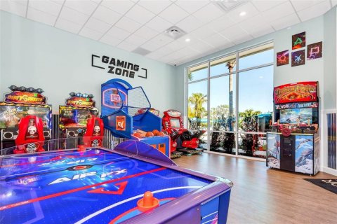 Touwnhouse à vendre à Davenport, Floride: 5 chambres, 213.02 m2 № 2409002 - photo 7