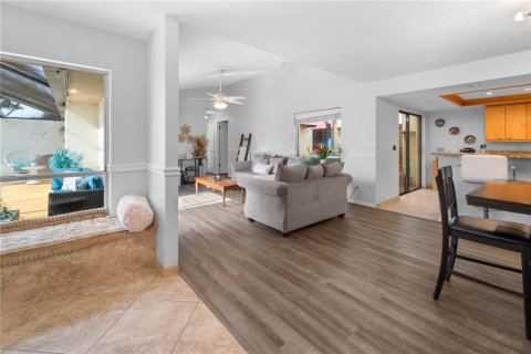 Condo in Orlando, Florida, 3 bedrooms  № 1824831 - photo 2