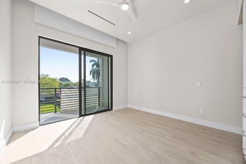 House in Fort Lauderdale, Florida 4 bedrooms № 2033636 - photo 21
