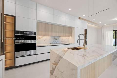 House in Fort Lauderdale, Florida 4 bedrooms № 2033636 - photo 4