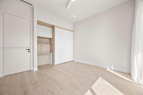 House in Fort Lauderdale, Florida 4 bedrooms № 2033636 - photo 25