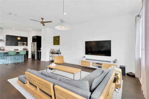 Townhouse in Tampa, Florida 3 bedrooms, 208.75 sq.m. № 1783389 - photo 14