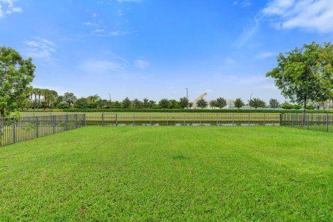 Villa ou maison à vendre à Westlake, Floride: 4 chambres, 259.01 m2 № 2397785 - photo 29