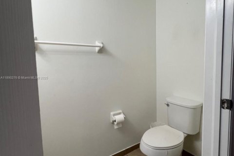 Adosado en venta en Homestead, Florida, 3 dormitorios, 130.71 m2 № 1946855 - foto 7