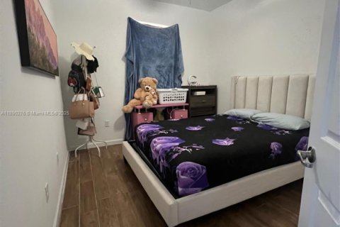 Adosado en venta en Homestead, Florida, 3 dormitorios, 130.71 m2 № 1946855 - foto 9