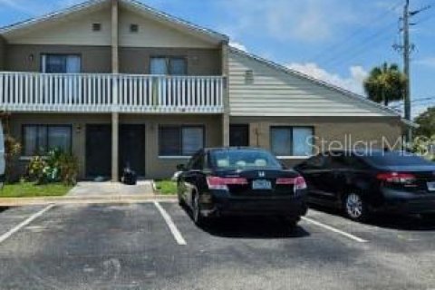 Touwnhouse à vendre à Melbourne, Floride: 2 chambres, 93.65 m2 № 1804636 - photo 1