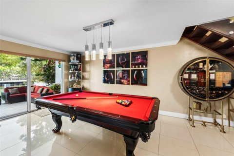 Townhouse in North Miami Beach, Florida 3 bedrooms, 154.22 sq.m. № 1864165 - photo 14
