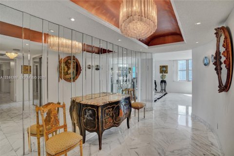 Copropriété à vendre à Hallandale Beach, Floride: 2 chambres, 210.05 m2 № 2428355 - photo 2