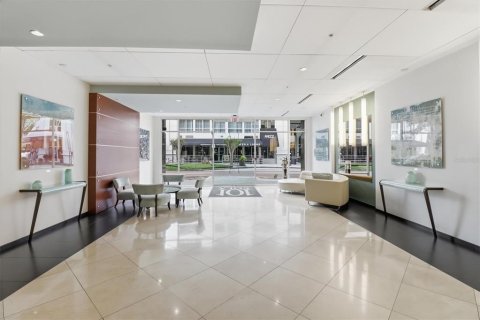 Condo in Orlando, Florida, 1 bedroom  № 2216581 - photo 4