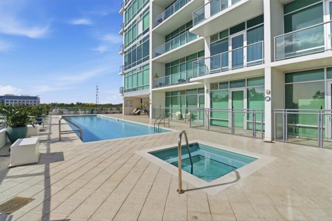 Condo in Orlando, Florida, 1 bedroom  № 2216581 - photo 27