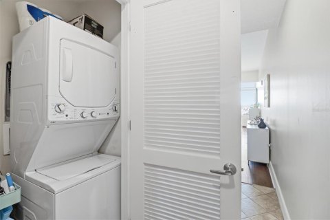 Condo in Orlando, Florida, 1 bedroom  № 2216581 - photo 18