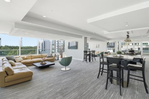 Condo in Orlando, Florida, 1 bedroom  № 2216581 - photo 21