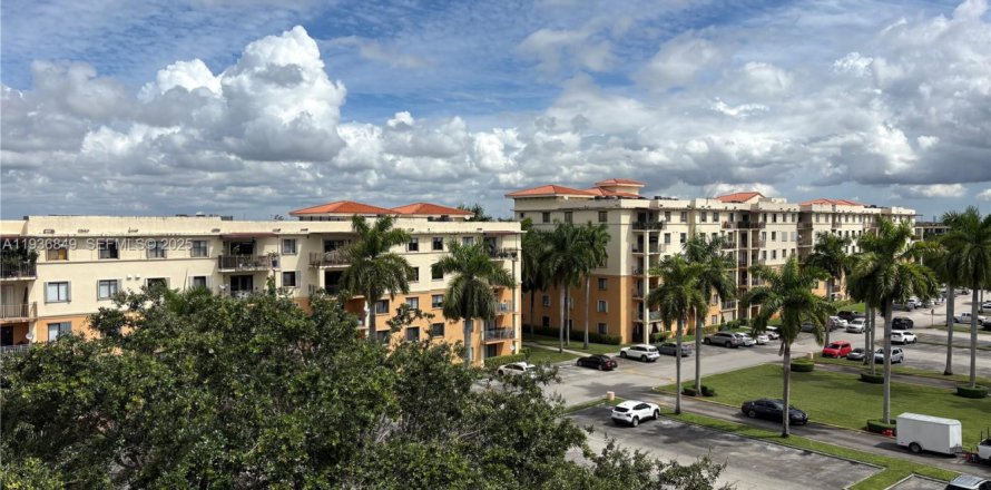 Condo in Miami, Florida, 1 bedroom  № 1994962