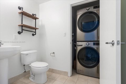 Купить кондоминиум в Майами, Флорида 1 спальня, 77.85м2, № 2054242 - фото 8