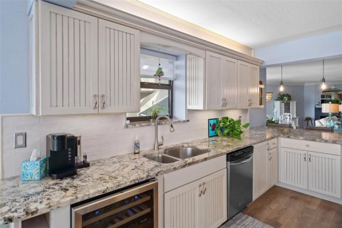Condo in Clearwater, Florida, 2 bedrooms № 2149574 - photo 19