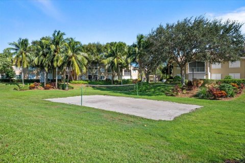 Condo in Tequesta, Florida, 1 bedroom  № 2389927 - photo 22