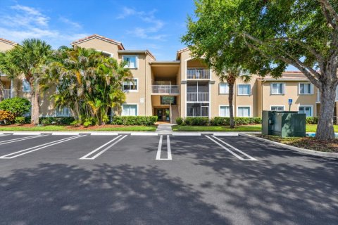 Condo in Tequesta, Florida, 1 bedroom  № 2389927 - photo 27