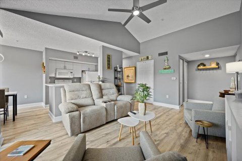 Condo in Tequesta, Florida, 1 bedroom  № 2389927 - photo 4