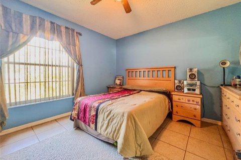 Casa en venta en Deltona, Florida, 3 dormitorios, 147.9 m2 № 1795212 - foto 16