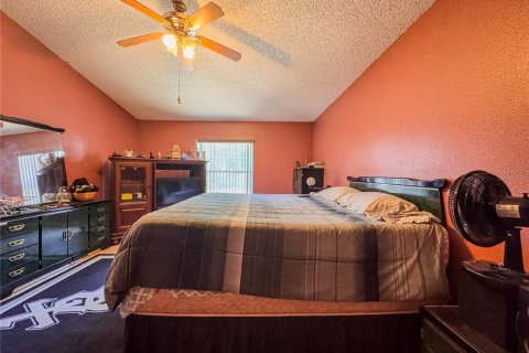 Casa en venta en Deltona, Florida, 3 dormitorios, 147.9 m2 № 1795212 - foto 18