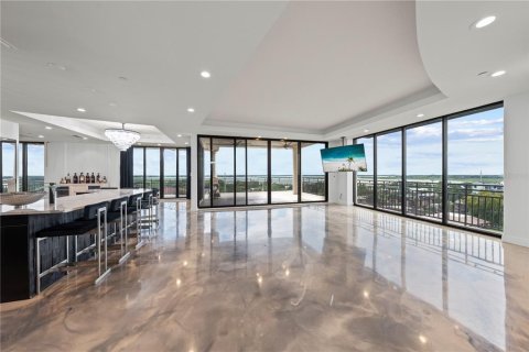 Copropriété à vendre à Kissimmee, Floride: 4 chambres, 332.31 m2 № 2358349 - photo 16