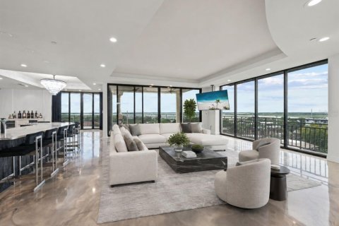 Copropriété à vendre à Kissimmee, Floride: 4 chambres, 332.31 m2 № 2358349 - photo 2