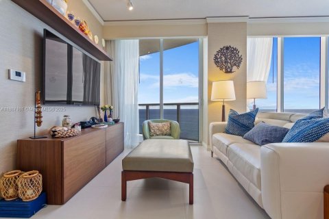 Copropriété à vendre à Sunny Isles Beach, Floride: 2 chambres, 137.22 m2 № 1951599 - photo 11