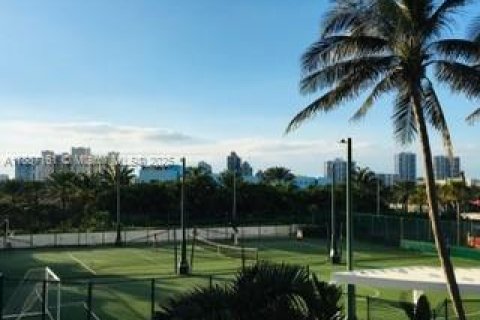 Copropriété à vendre à Sunny Isles Beach, Floride: 2 chambres, 137.22 m2 № 1951599 - photo 26