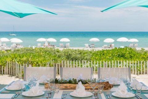 Copropriété à vendre à Sunny Isles Beach, Floride: 2 chambres, 137.22 m2 № 1951599 - photo 4