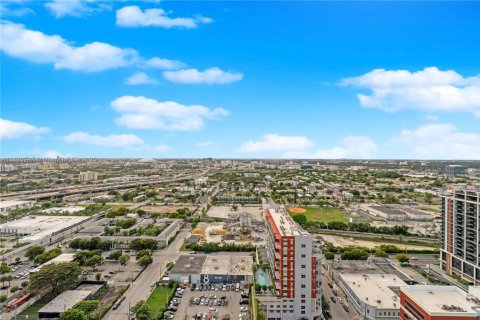 Copropriété à vendre à Miami, Floride: 2 chambres, 98.01 m2 № 1799380 - photo 19