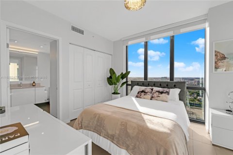 Copropriété à vendre à Miami, Floride: 2 chambres, 98.01 m2 № 1799380 - photo 8