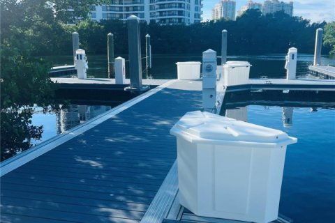 Terreno en venta en Aventura, Florida № 1937952 - foto 4