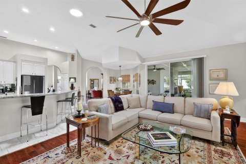 Casa en venta en Mount Dora, Florida, 4 dormitorios, 291.81 m2 № 2206217 - foto 20
