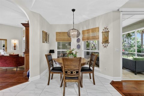 Casa en venta en Mount Dora, Florida, 4 dormitorios, 291.81 m2 № 2206217 - foto 22