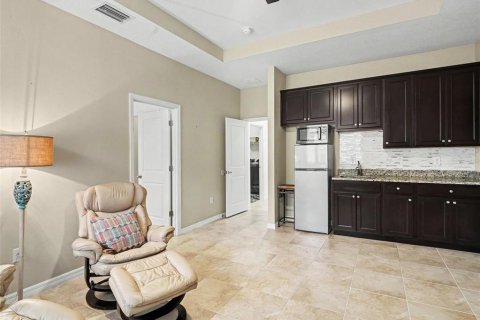 Villa ou maison à vendre à Palmetto, Floride: 4 chambres, 260.31 m2 № 2408800 - photo 10