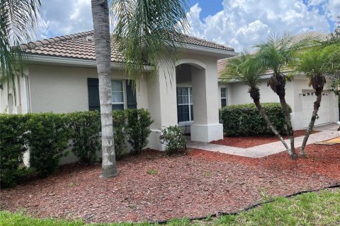 Villa ou maison à vendre à Kissimmee, Floride: 4 chambres, 183.95 m2 № 1755208 - photo 3
