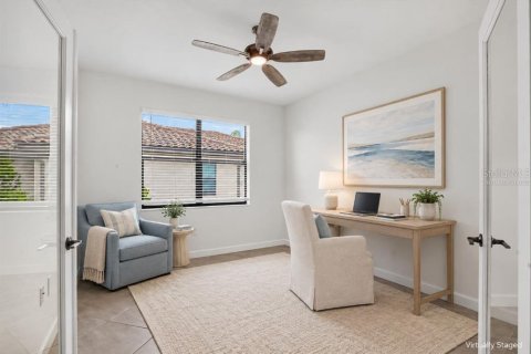 House in LORRAINE LAKES in Bradenton, Florida 2 bedrooms, 144.65 sq.m. № 2398346 - photo 14