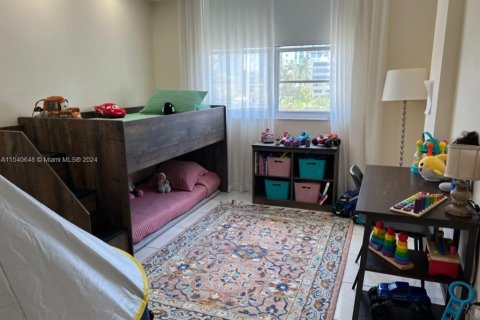 Copropriété à vendre à Sunny Isles Beach, Floride: 2 chambres, 125.42 m2 № 1985214 - photo 11