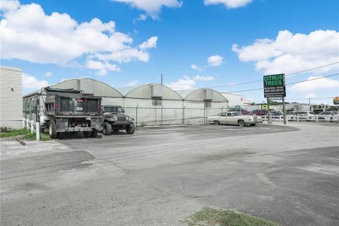 Propiedad comercial en alquiler en Lake Wales, Florida, 298.77 m2 № 1904166 - foto 9