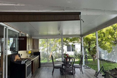 Купить таунхаус в Майами-Гарденс, Флорида 4 спальни, 154.78м2, № 2008463 - фото 17