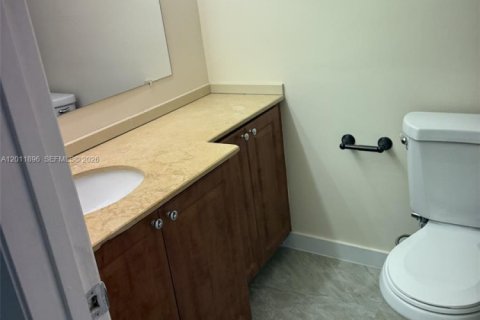 Apartment in Miami, Florida 2 bedrooms, 100.89 sq.m. № 2074918 - photo 15