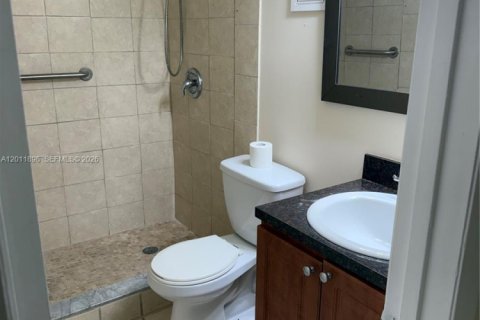 Apartment in Miami, Florida 2 bedrooms, 100.89 sq.m. № 2074918 - photo 16